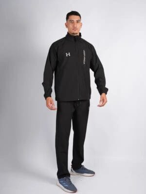 WhatsApp Image 2026-02-13 at 09.55.02 Survêtement Under Armour Chic & comfortable Ref-SV17210G ( Noir )